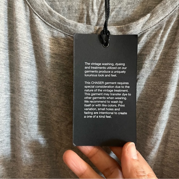 Chaser Flutter Sleeve Soft Peplum Style Top Size Medium in Grey NWT - Picture 3 of 8